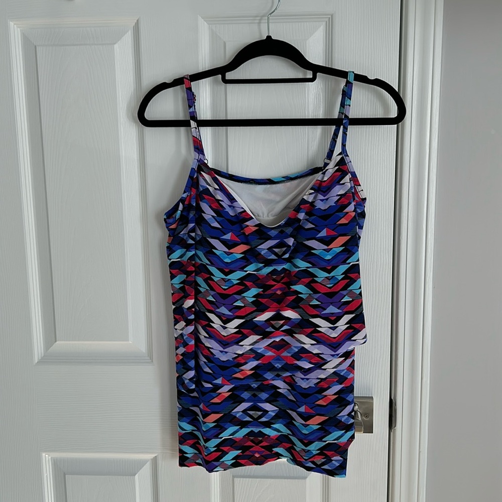 New -no tags Tankini multi colored and layered XL